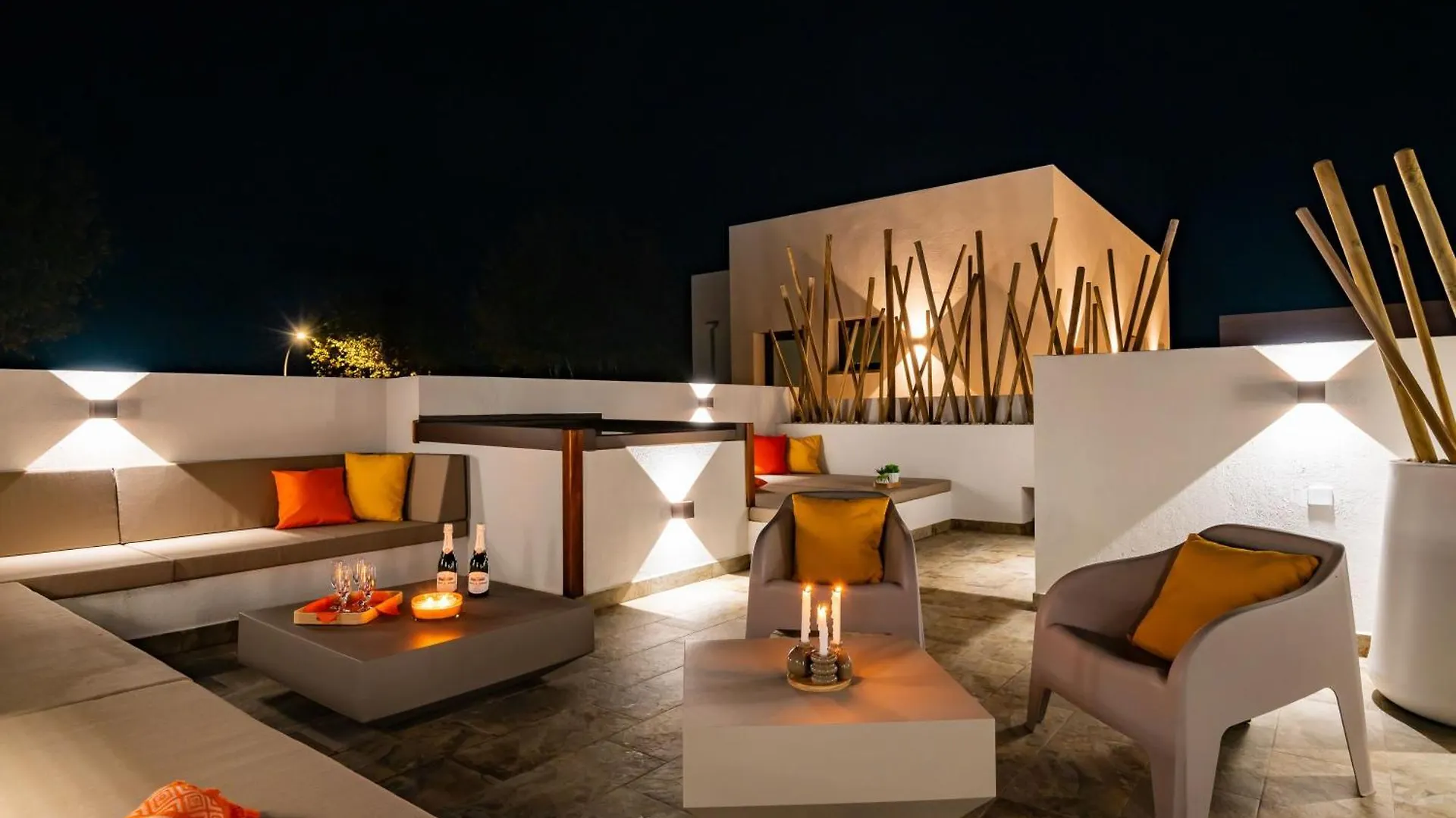 Villa Numero 16 Empuriabrava Spain